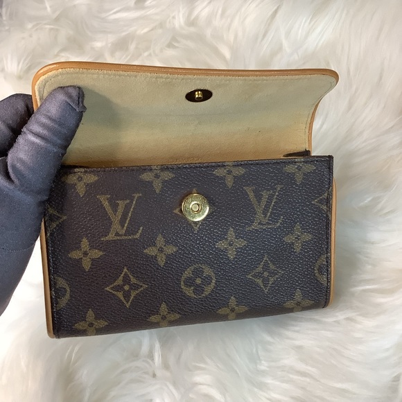 ❤️‍🔥 LOUIS VUITTON Monogram Pochette Florentine XS❤️‍🔥 - Picture 4 of 12